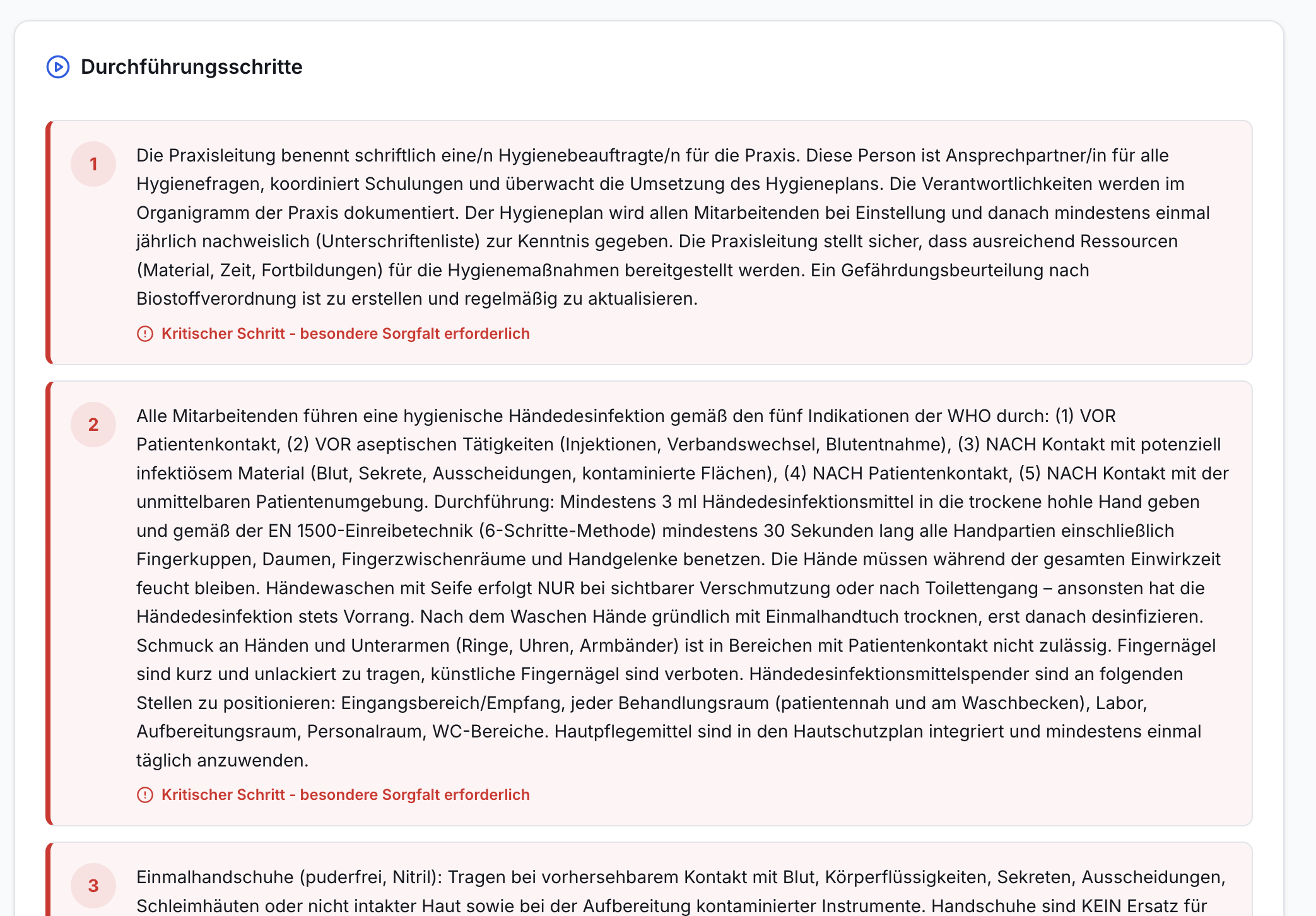 Screenshot 'Durchführungsschritte' im Hygieneplan. Drei nummerierte Textblöcke mit Anweisungen zu Hygienebeauftragten, Händedesinfektion, Handschuhen und roten Hinweisen.