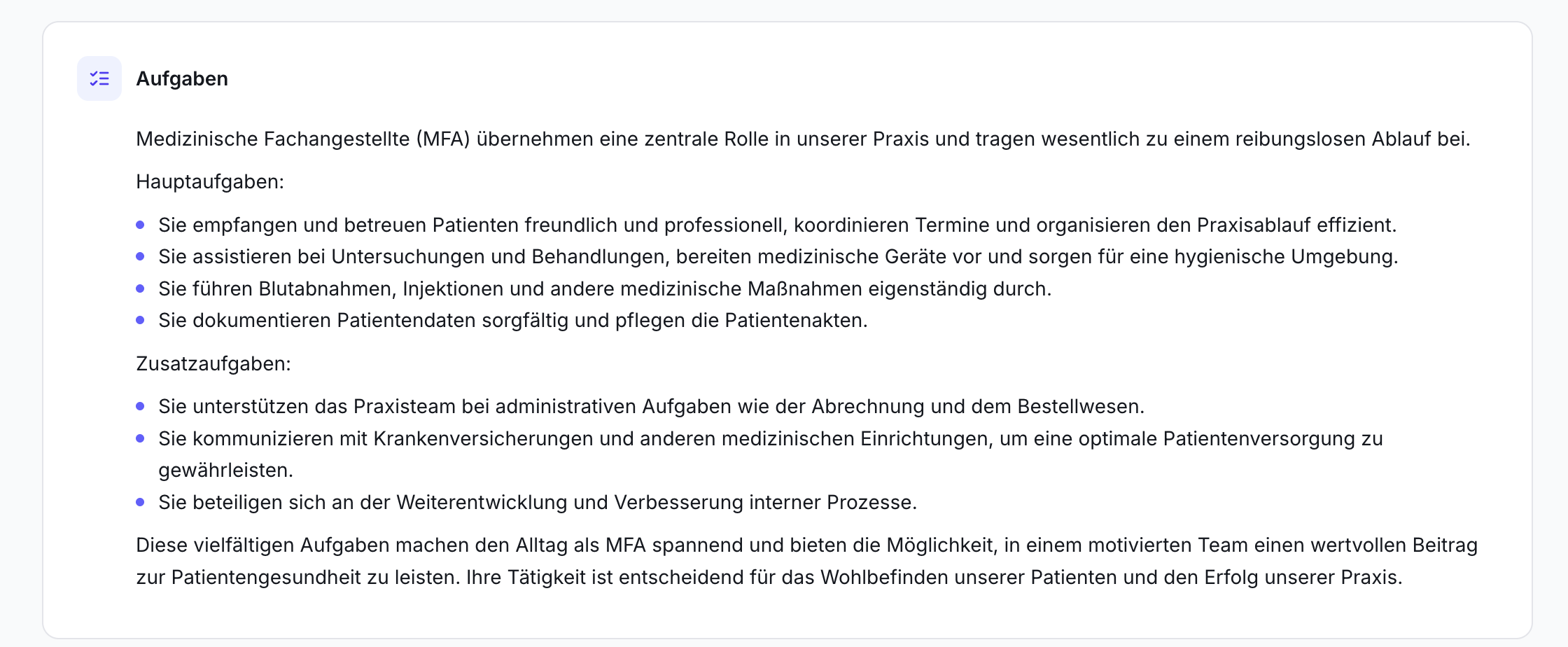 App-Screenshot zeigt detailreiche Aufgabenbeschreibung für Medizinische Fachangestellte (MFA) mit Haupt- und Zusatzaufgaben als Textliste.