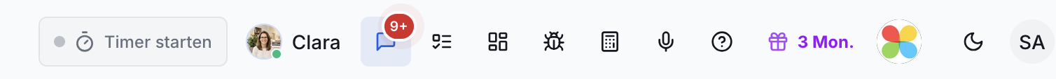 Toolbar: Timer starten, Profilbild Clara, Chat (9+), diverse Funktions-Icons (Menü, Apps, Rechner, Kalender 3 Mon., Dark Mode) und Nutzer SA.